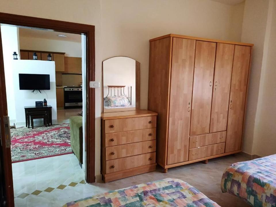 Hotel Emile Altwal Madaba Extérieur photo